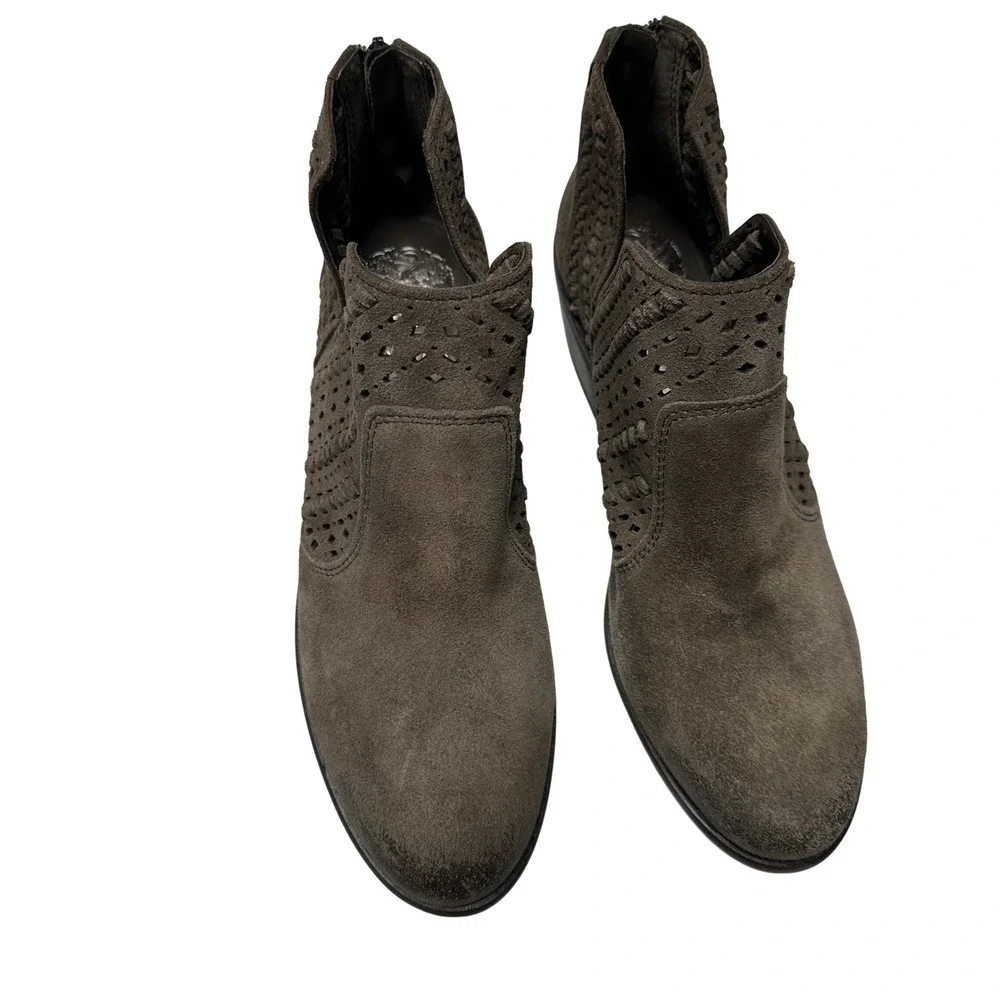 Vince Camuto Women's 7 Leather Cut Out Ankle Booties Prasata Suede Boho Western